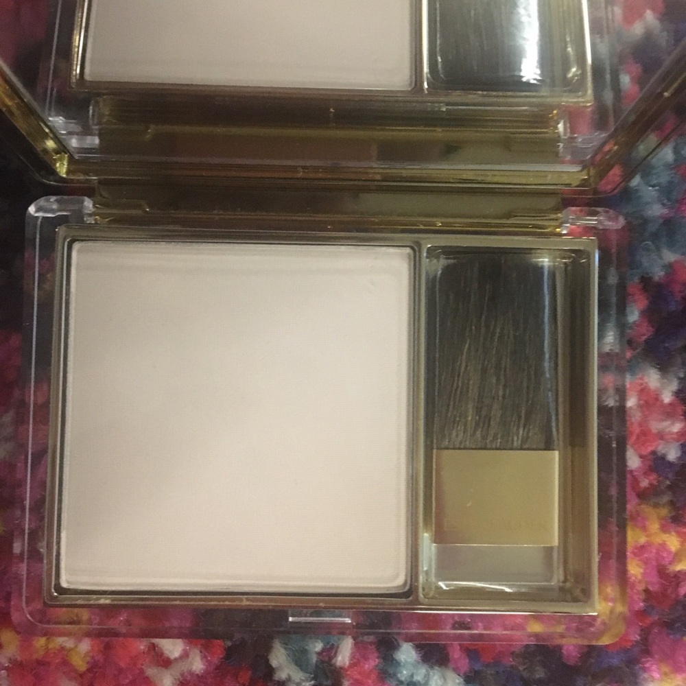 Estée Lauder Delicate Blush